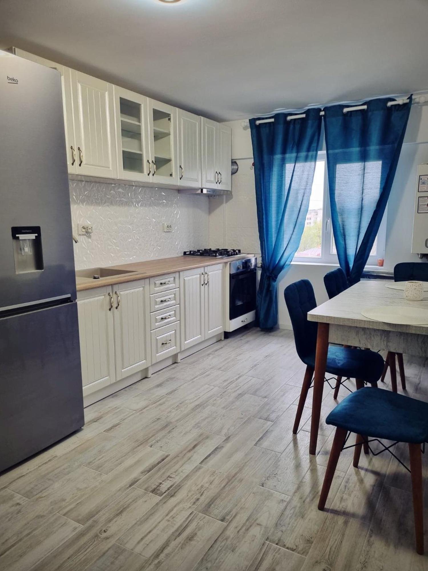 Luxurious Apartment With 3 Rooms And 2 Bathrooms In Corabia Exterior photo